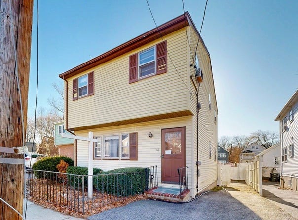 61 Fawndale Rd, Boston, MA 02131
