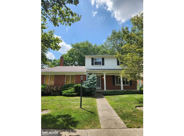 3391 Eagle, Troy, MI 48083