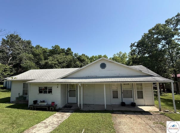 21609 Valley, Warsaw, MO 65355