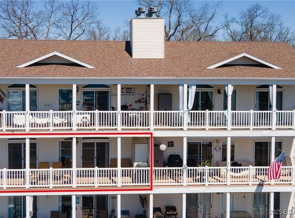 49 Aqua Fin Drive, Lake Ozark, MO 65049