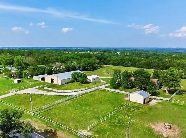 4055 S HWY43, Harrison, AR 72601