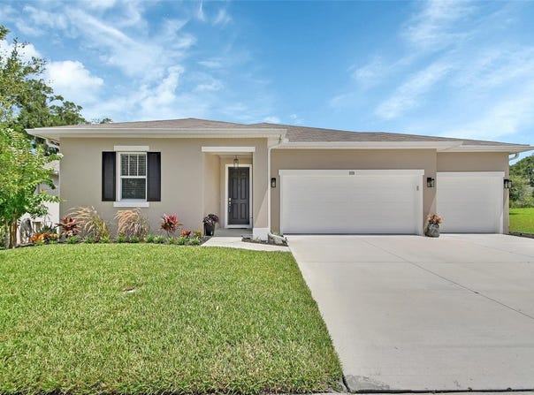 1018 RIVER FALLS CIRCLE, DELAND, FL 32720