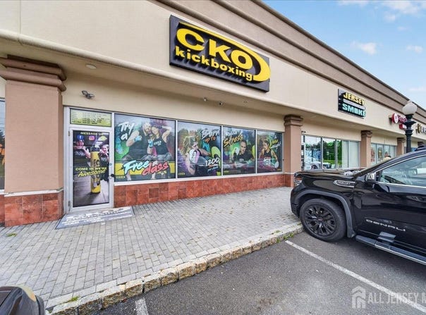 2182 US - 130 Highway, North Brunswick, NJ 08902