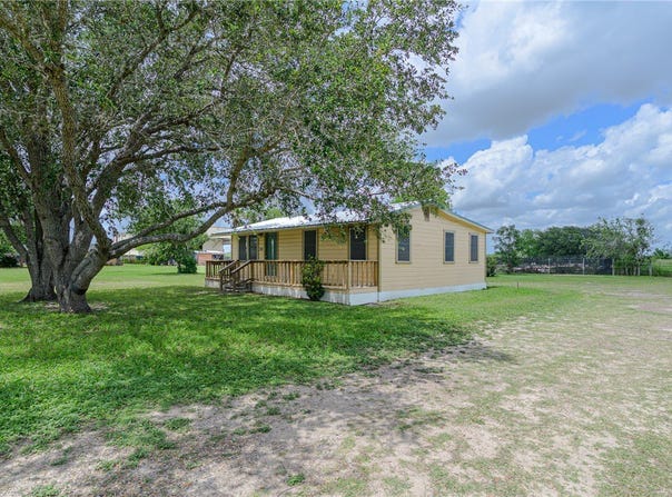 3154 County Road 406, Beeville, TX 78102