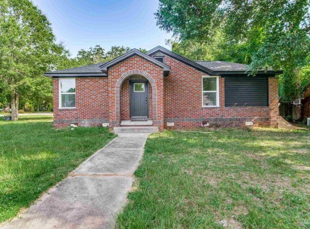 1800 E Maxwell St, Pensacola, FL 32503