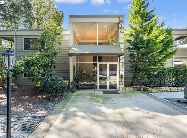 1500 SW SKYLINE BLVD, Portland, OR 97221