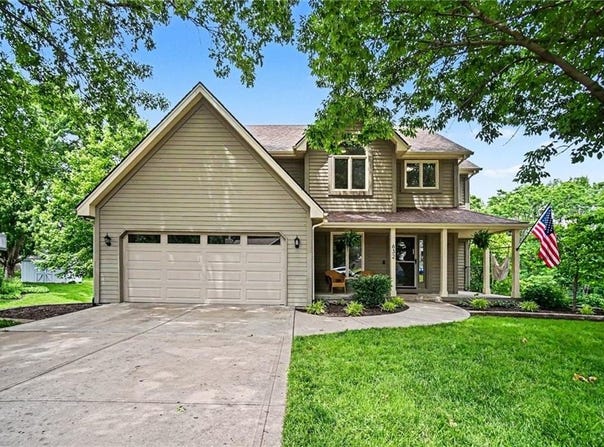 632 Taylor Drive, Liberty, MO 64068