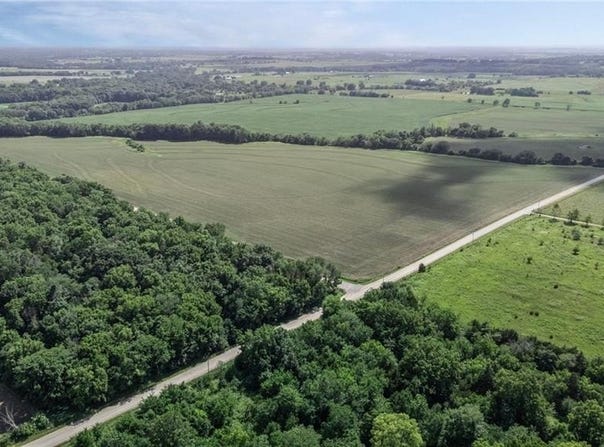 W 343rd Street, Paola, KS 66071