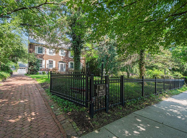 60 Lafayette Avenue NE, Grand Rapids, MI 49503