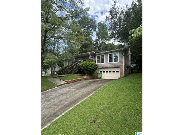 1043 KINGS FOREST DRIVE, LEEDS, AL 35094