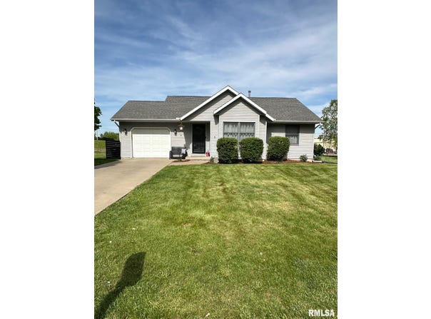 716 Swift Court, Maquoketa, IA 52060