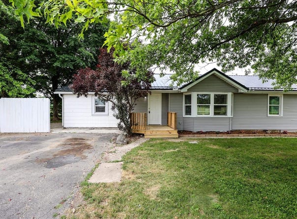 3698 N 100 E Road, Bluffton, IN 46714