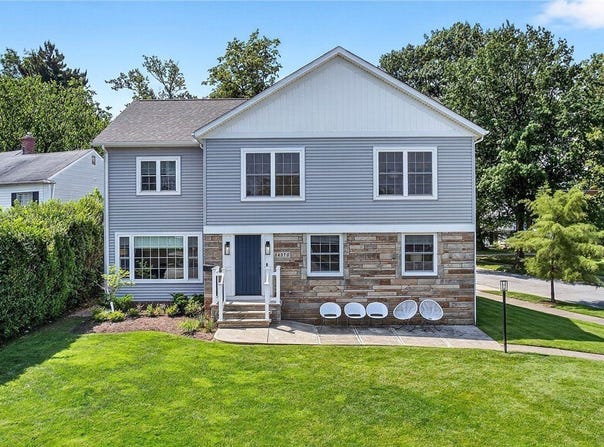 14370 Washington Boulevard, University Heights, OH 44118