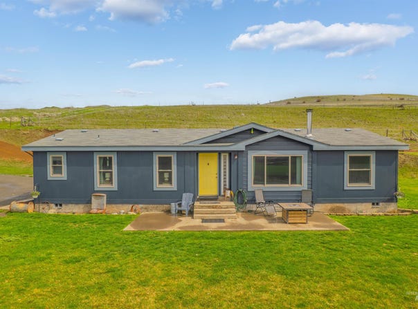 31831 Lonesome Hollow Ln, Lapwai, ID 83540