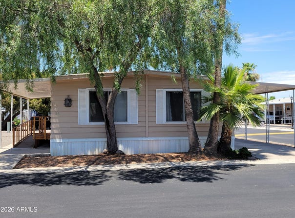 8401 N 67TH Avenue, Glendale, AZ 85302