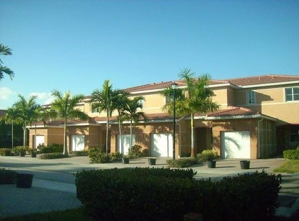 4908 SW 30 Terrace, Fort Lauderdale, FL 33312