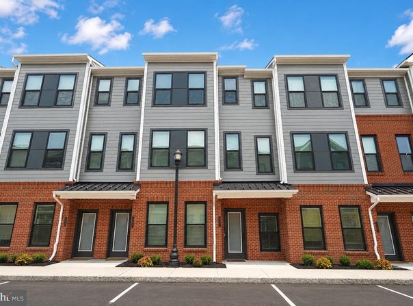 605 PARKER Boulevard, PRINCETON JUNCTION, NJ 08550