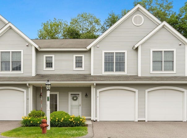 140 Commonwealth Ave, North Attleboro, MA 02763