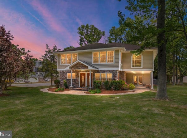 401 BEACH DR, EDGEWATER, MD 21037