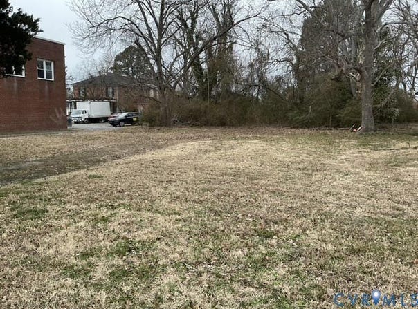 309 N Main Street, Emporia, VA 23847