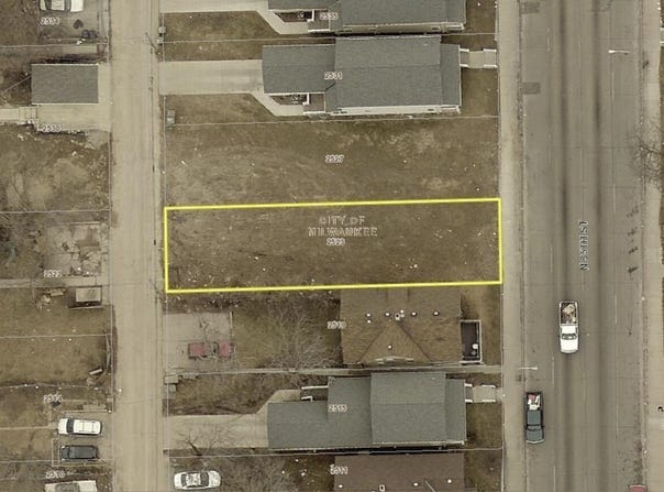2523 N 35th St, Milwaukee, WI 53210