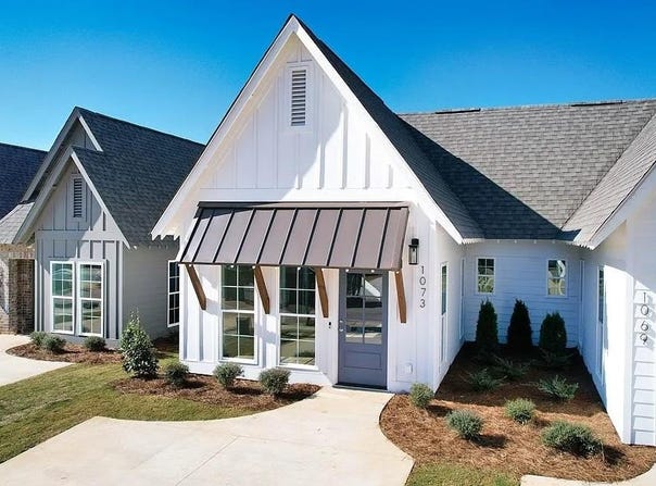 1073 BURROW Circle, OPELIKA, AL 36801
