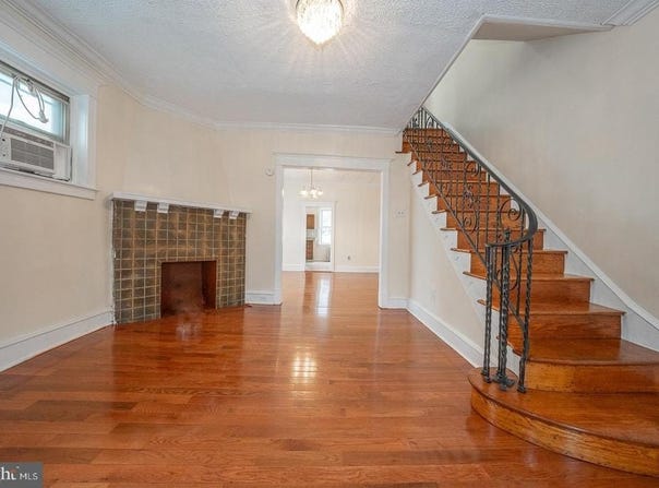 17 ELM AVENUE, UPPER DARBY, PA 19082