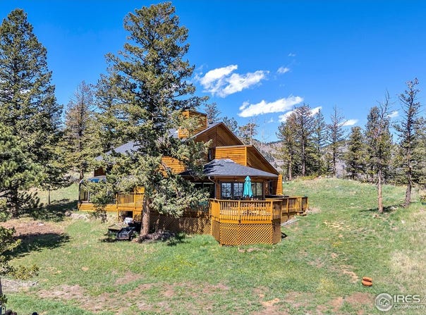 394 Deer Trail Cir, Boulder, CO 80302