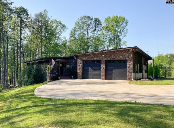 676 N Port Bass Drive, Fair Play, SC 29643-2042