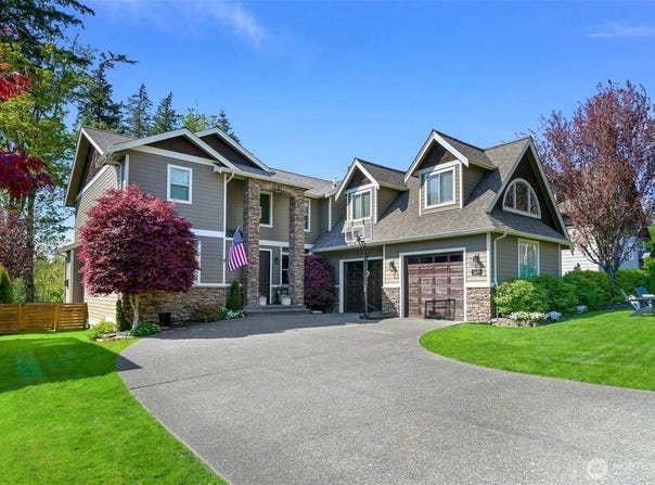 3679 Silver Oak Court, Bellingham, WA 98226