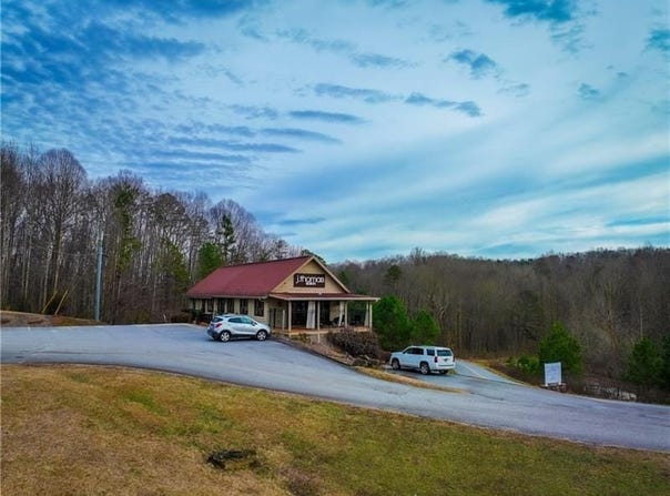 4470 Hwy 400 N, Dawsonville, GA 30534