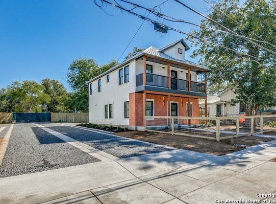 1012 N CHERRY ST, San Antonio, TX 78202