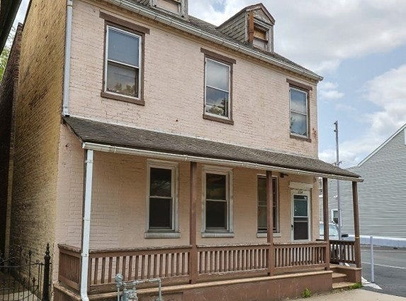 124 Sitgreaves St, Phillipsburg Town, NJ 08865-3029