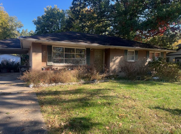 2323 Barnett Street, Paducah, KY 42003