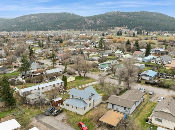 1129 6th Avenue W, Kalispell, MT 59901