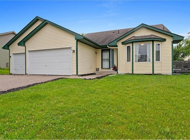208 Crystal Lane, Montrose, MN 55363
