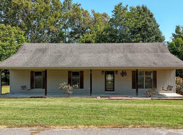 41 Foxtrot Lane, McLemoresville, TN 38235