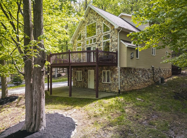 79 Muskegon Circle, Hazle Township, PA 18202