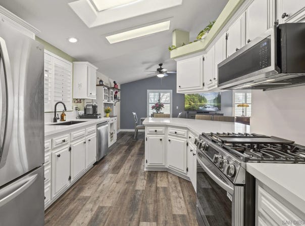 1145 E Barham Dr, San Marcos, CA 92078