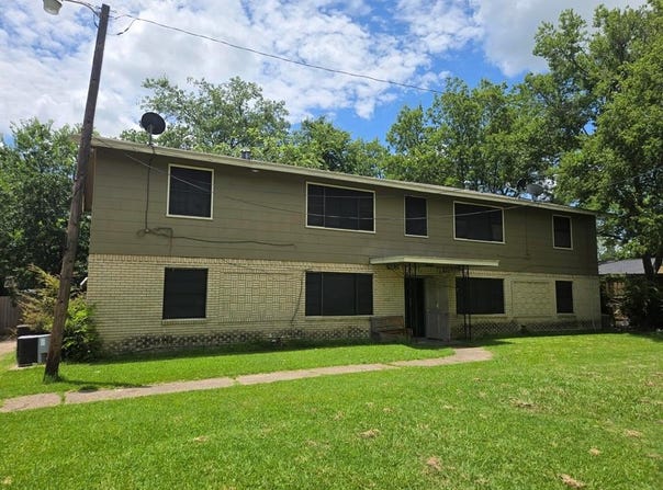 400 Oak Drive, Terrell, TX 75143