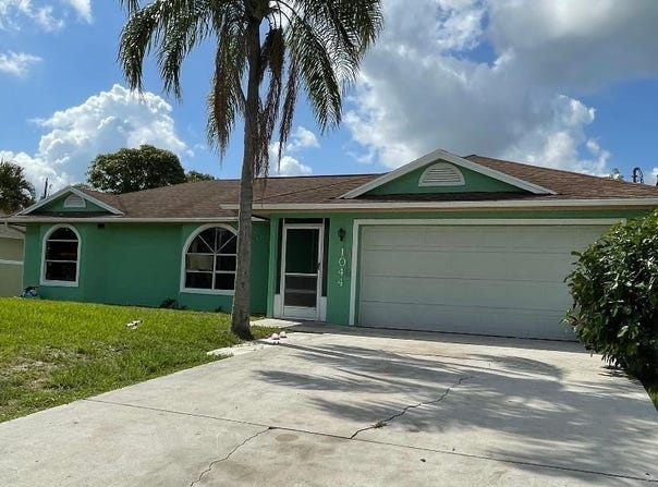 1044 SW Canary Terrace, Port Saint Lucie, FL 34953