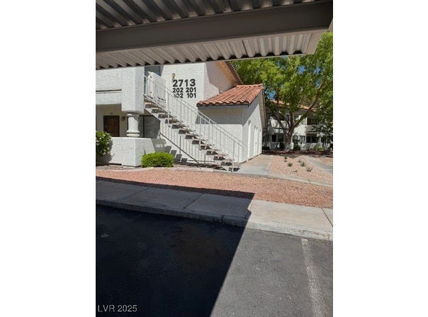 2713 Otter Creek Court, Las Vegas, NV 89117