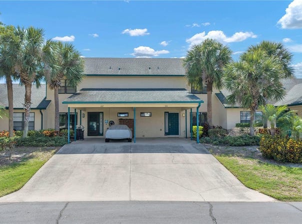 614 YARDARM Drive, APOLLO BEACH, FL 33572