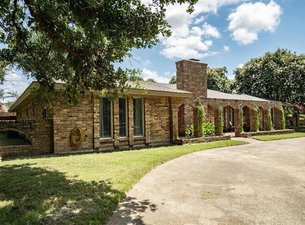 2016 Pembrooke Place, Denton, TX 76205