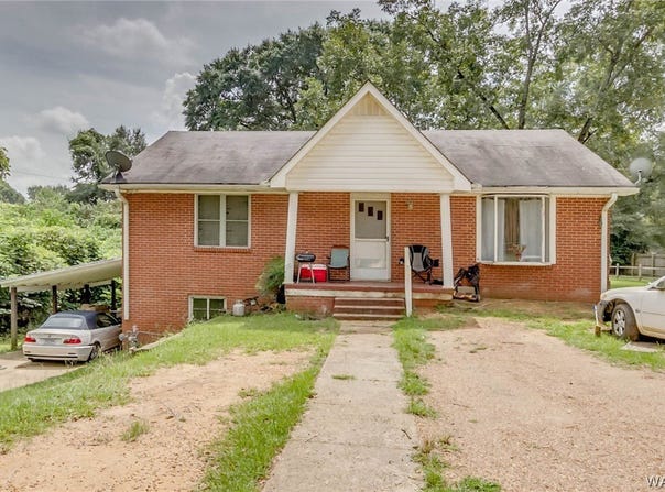 210 Stevenson Drive, Greensboro, AL 36744