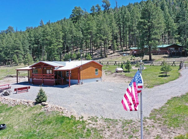 13 Sedillo Hill Road, Jemez Springs, NM 87025