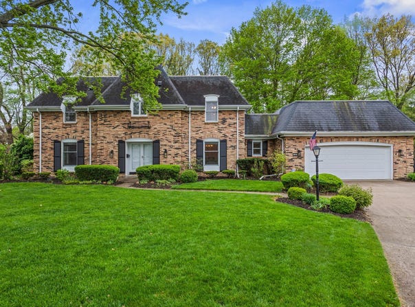 16 Lincolnshire Avenue, Danville, IL 61832