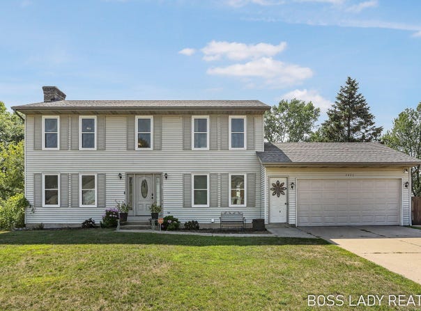 2486 Thorn Creek Street SE, Kentwood, MI 49508