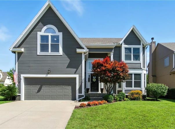 11318 W 132nd Terrace, Overland Park, KS 66213