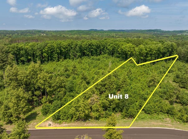 8824 Hemlock Hill Drive, Traverse City, MI 49685